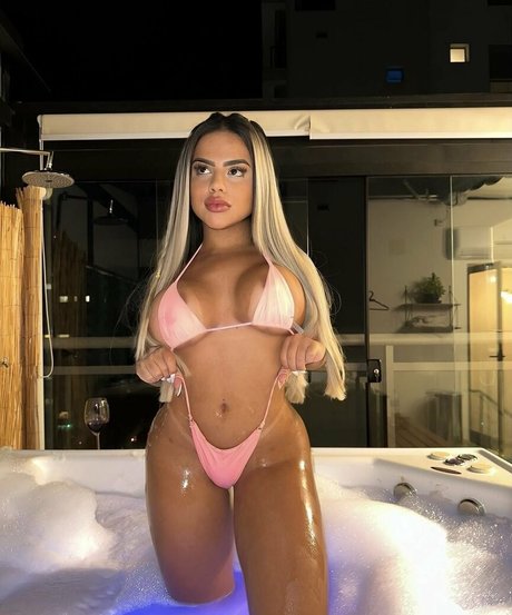 Lays Peace hot pornstar pictures