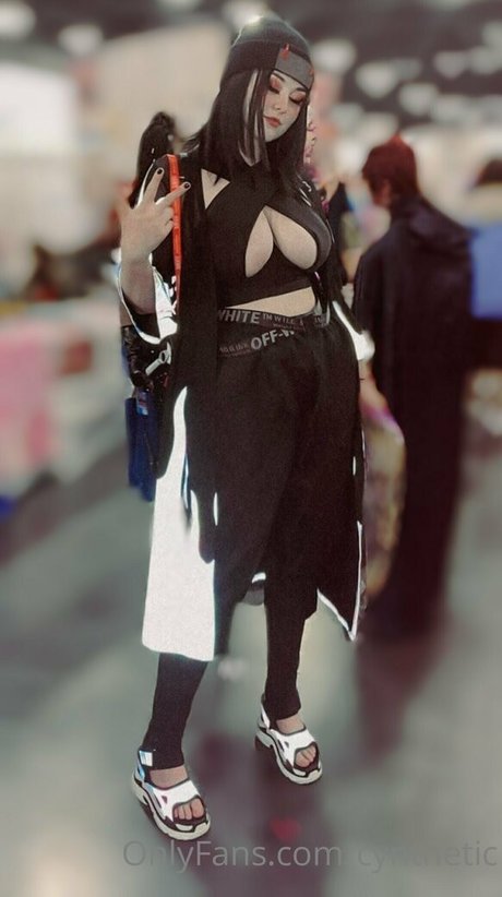 cynthetic model pornographic picture