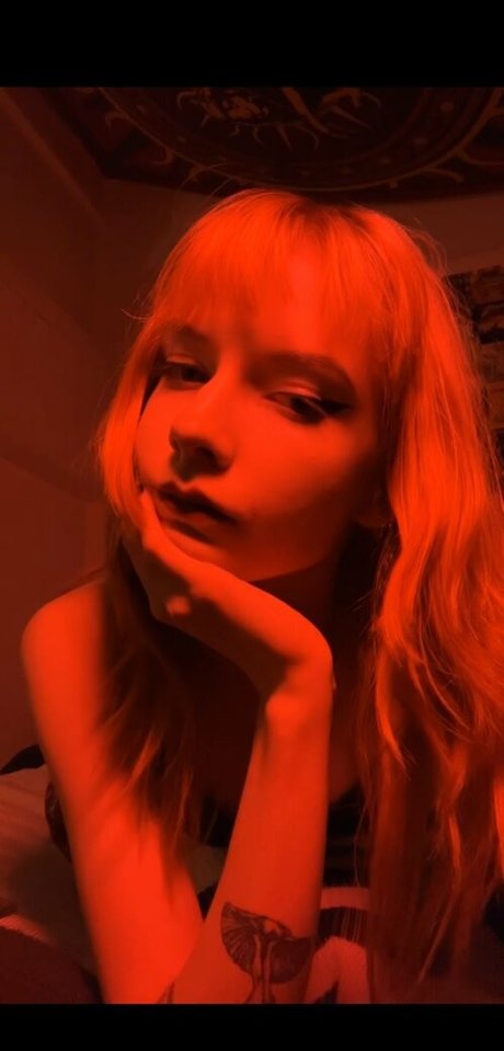 milf strip onlyfans free sex pic