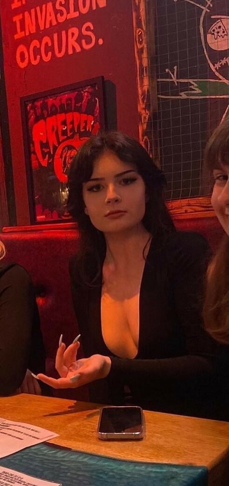 Nebulouslybecca pornstar naked pic