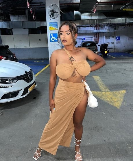 JustNati star naked gallery