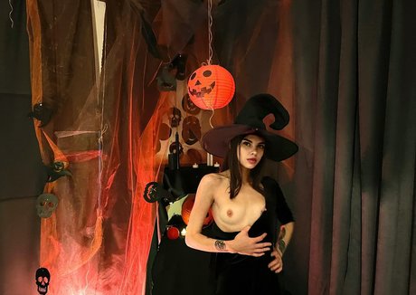 frottage onlyfans nudes picture