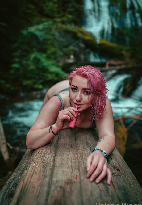 Valerie wagg star pictures