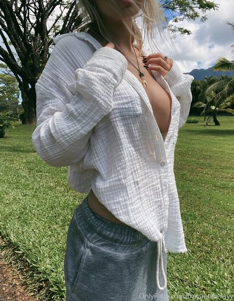 tiny onlyfans hot nude img