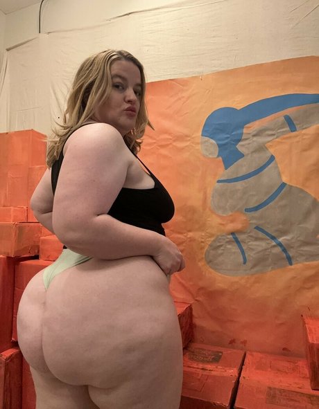 LulaRanae pornstar hot img