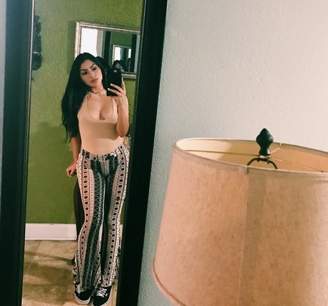 Kami sama art actress picture