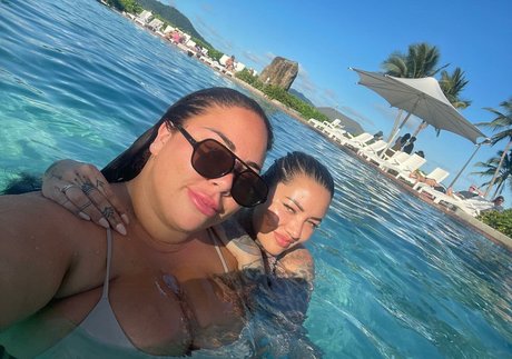 Antonia Waerea Adams exclusive star photo