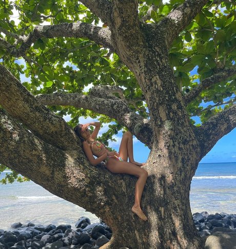 Emiliee Russo xxx actress archive