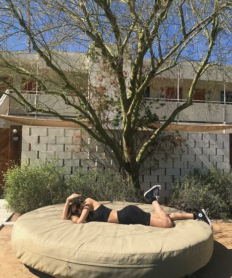 Emiliee Russo pornstar nude gallery