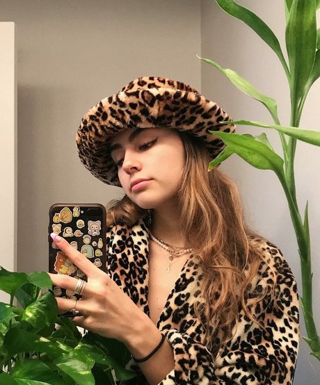 Emiliee Russo pornstar beautiful image