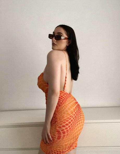 Sammie Warren model hot pics