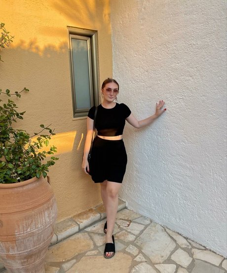 Sammie Warren pornstar xxx photos