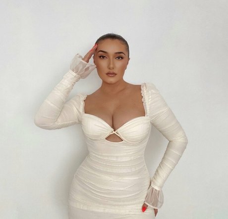 Sammie Warren pornographic star img