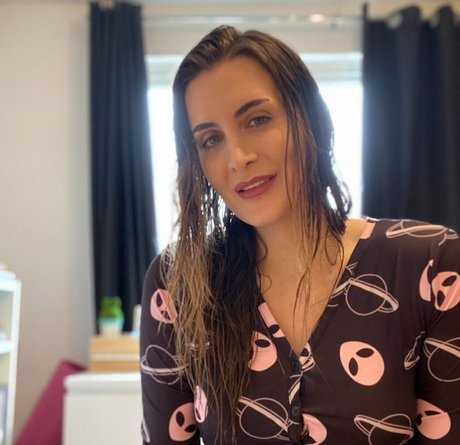 Britishmeghanspice nice actress photos