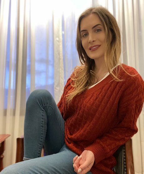 Britishmeghanspice star nude picture