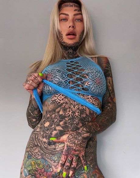 Becky Holt nudes model pic