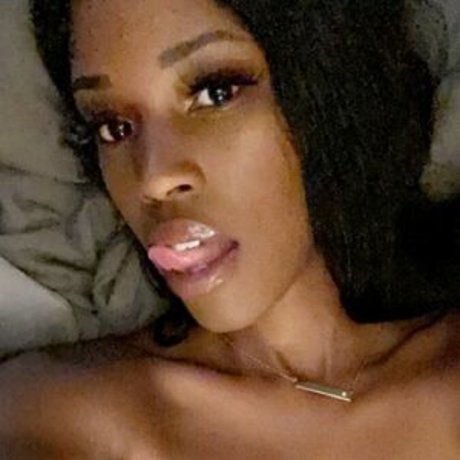 Girl Gamer Chas adult star img