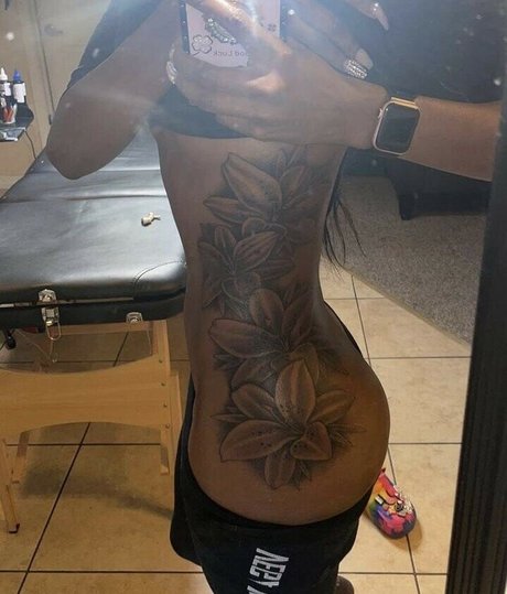 Girl Gamer Chas star erotic pic