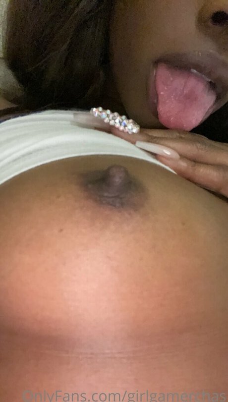 Girl Gamer Chas pornstar pics