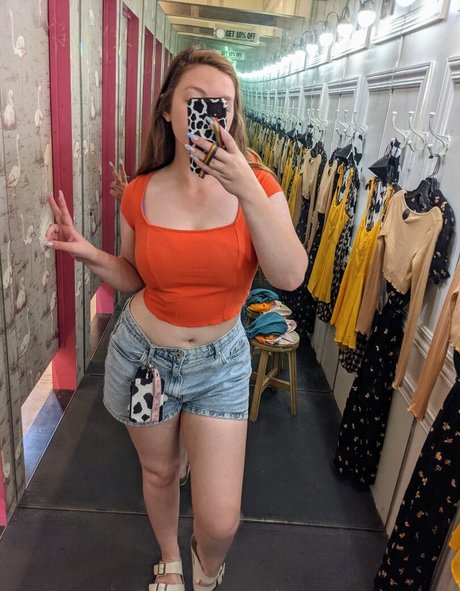 Eightbitbailey nude actress galleries