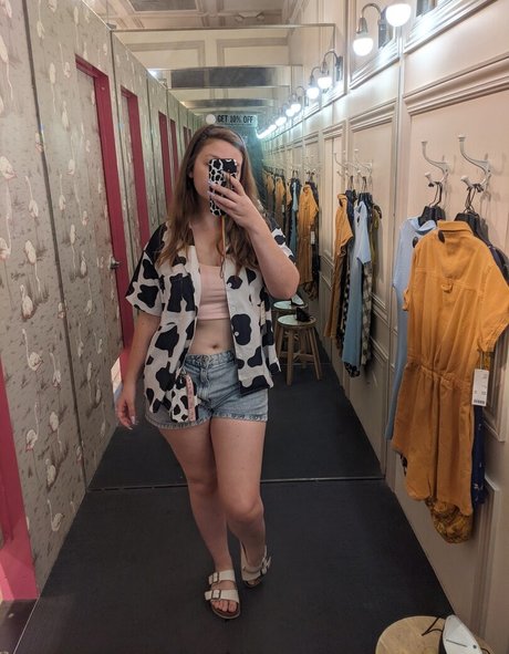 Eightbitbailey naked pornstar pics