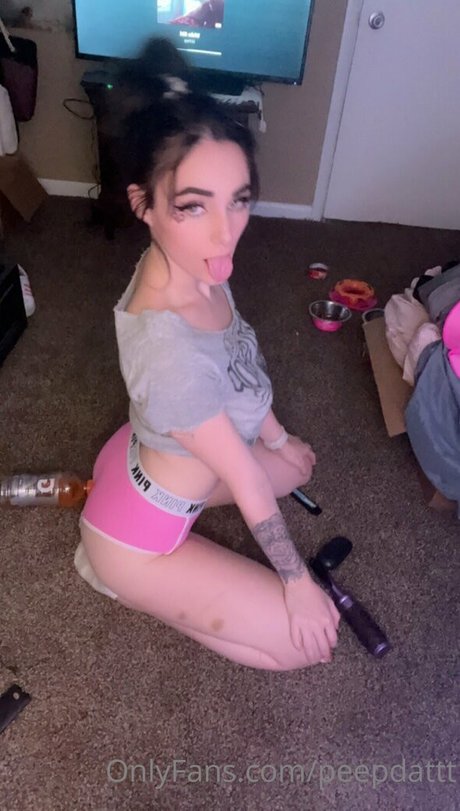 Peepdattt model top galleries