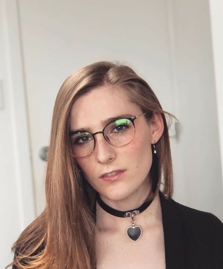 Alice In Wonder1and naked actress archive