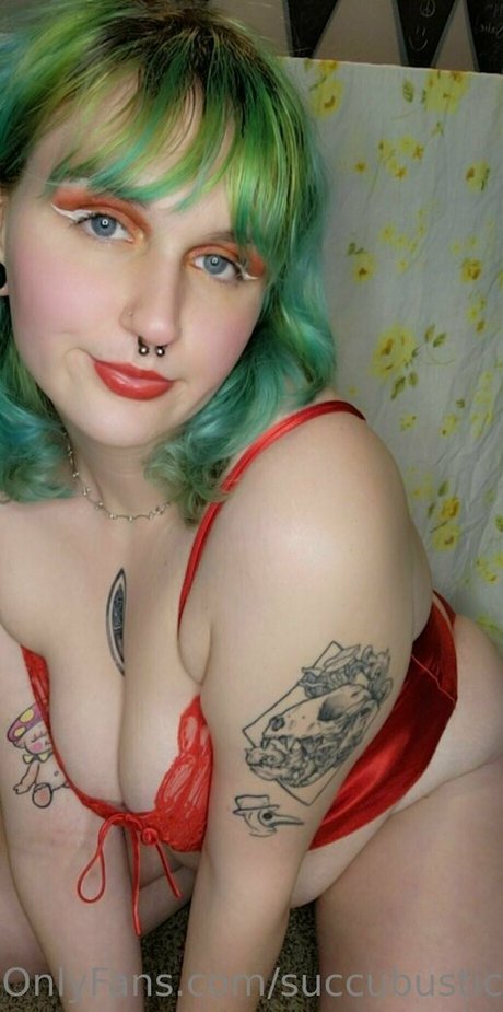 succubusticslut nude model photos