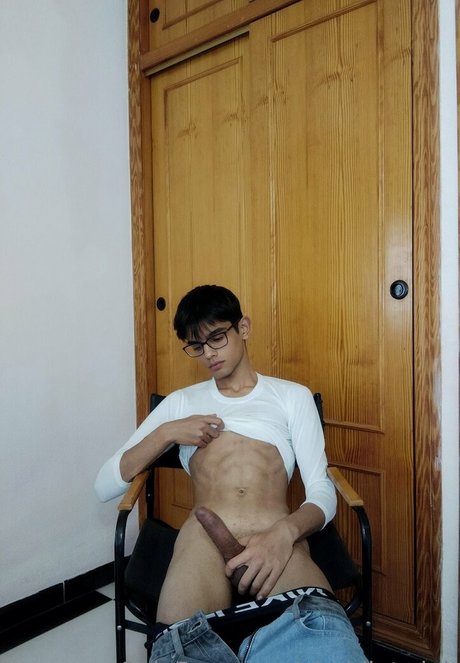 shemale cumshot onlyfans beautiful nude archive