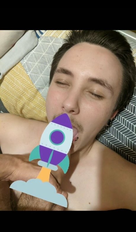 stxned and alxne pornstar free images