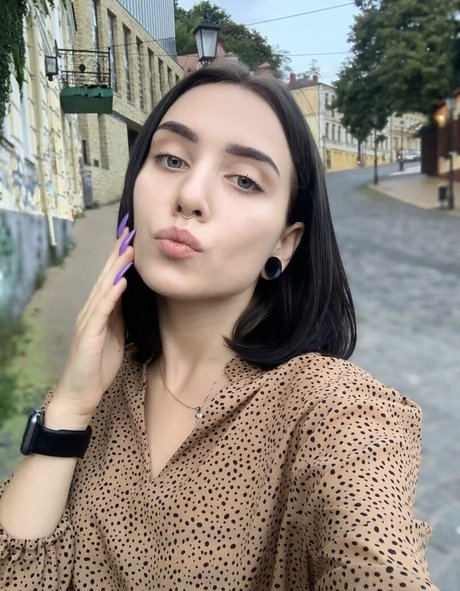 huge tits milf onlyfans porno image