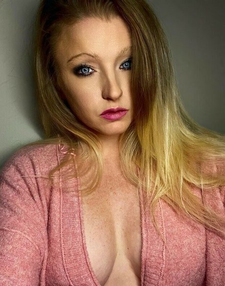 RayRachel model picture