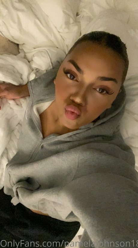 pamelajohnson18 exclusive model pics