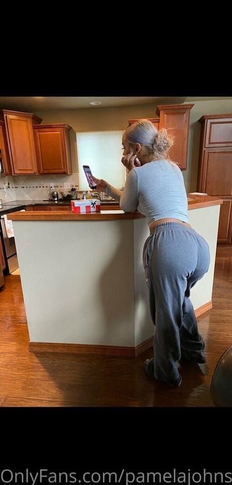 pamelajohnson18 naked pornstar galleries