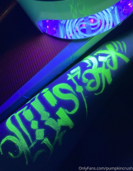 pumpkincrush star nude pics