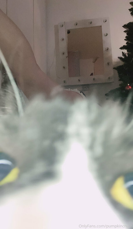 pumpkincrush nude star photo