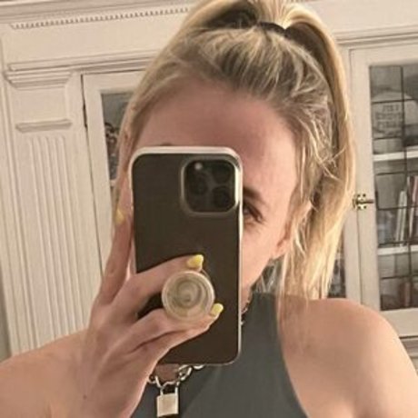 gay influencer onlyfans art nude image