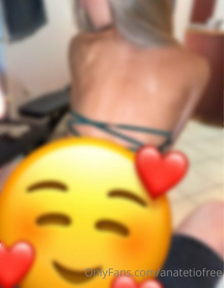 anatetiofree hot pornstar photo