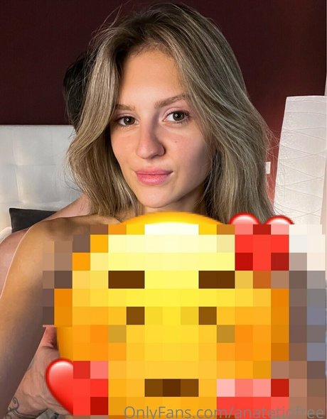 anatetiofree pretty star galleries