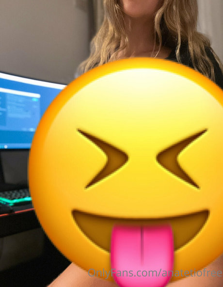 anatetiofree model perfect images