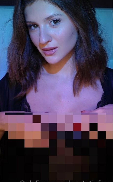 anatetiofree beautiful pornstar pictures