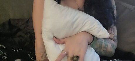 girl on girl onlyfans pornographic pictures