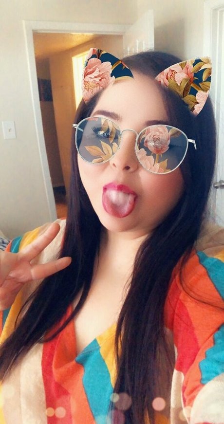 lilycupcakes porn actress photo