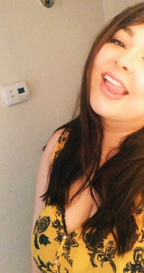 lilycupcakes naked actress gallery