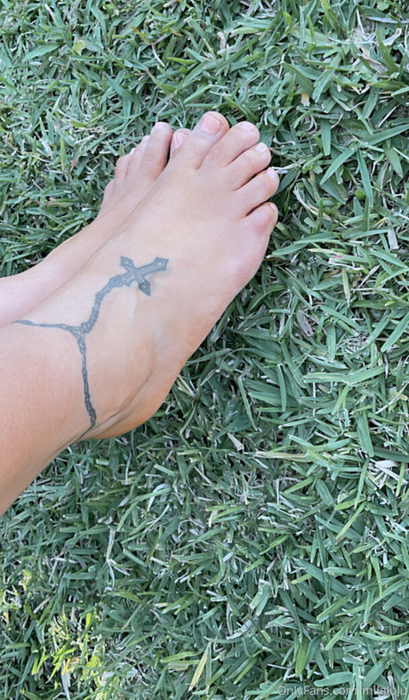 milalulu pornstar nude photos