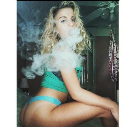 fingering pussy onlyfans free naked photos