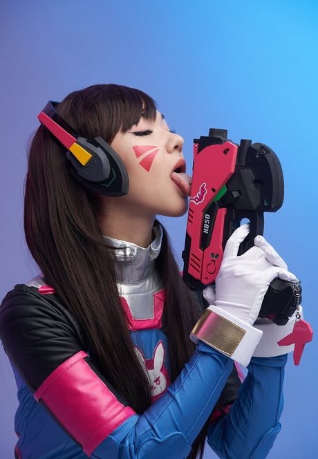 blonde deepthroat onlyfans erotic image