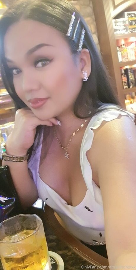 amyamorevip naked model galleries