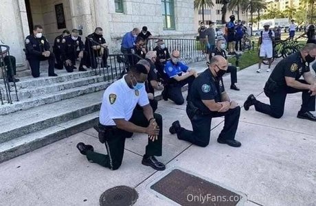 amyamorevip naked star picture