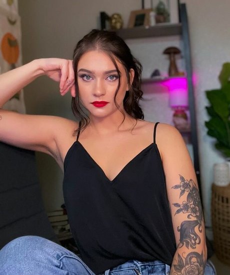 chillbobagginz nudes star gallery